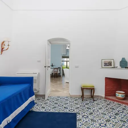 Holiday home I Tre By Caprirooms
